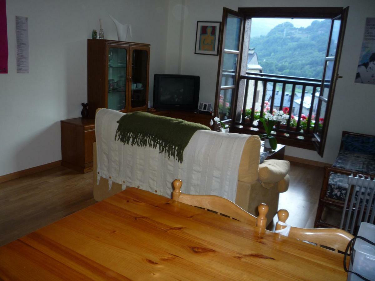 Vistas Espectaculares, Wifi Y Parking Apartman El Pueyo de Jaca Kültér fotó