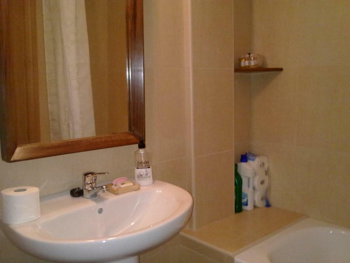 Vistas Espectaculares, Wifi Y Parking Apartman El Pueyo de Jaca Kültér fotó